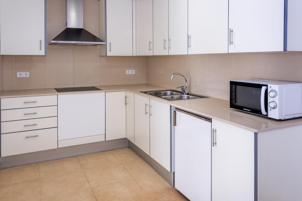 Apartments Sorrabona ピネダ・デ・マール 部屋 写真