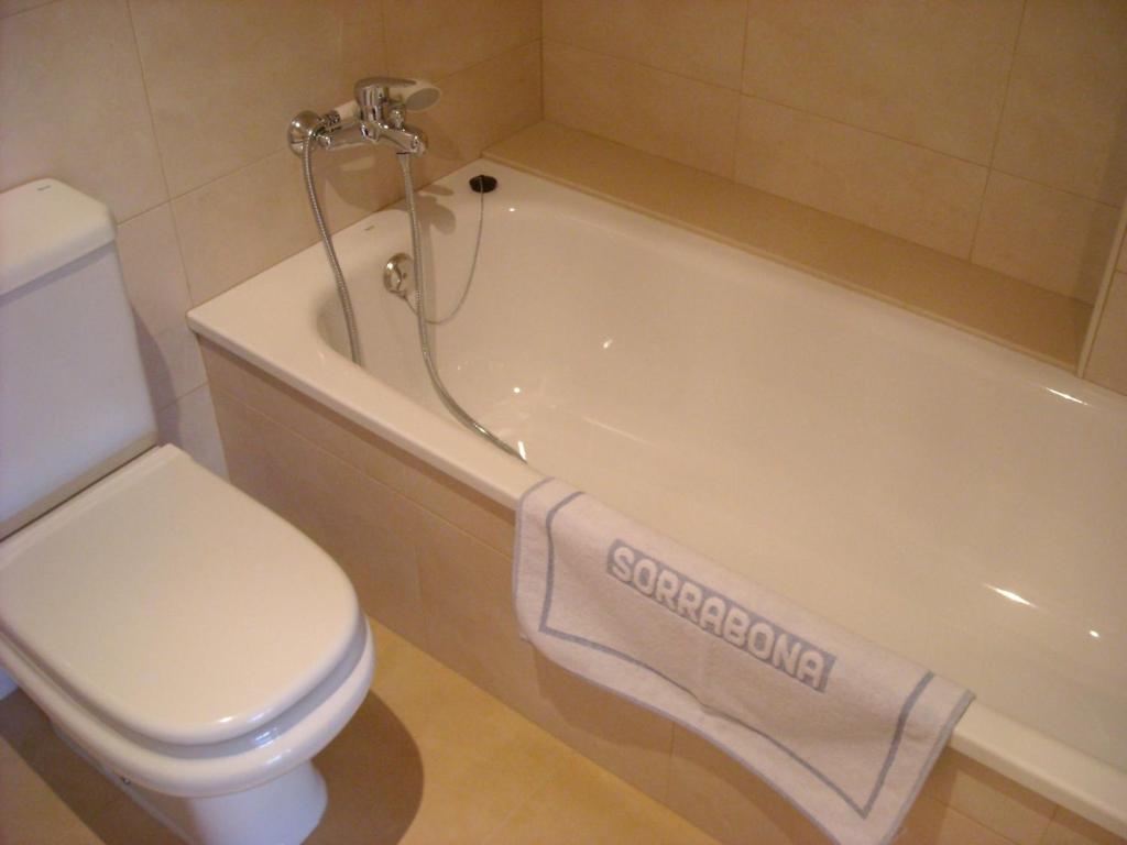 Apartments Sorrabona ピネダ・デ・マール 部屋 写真